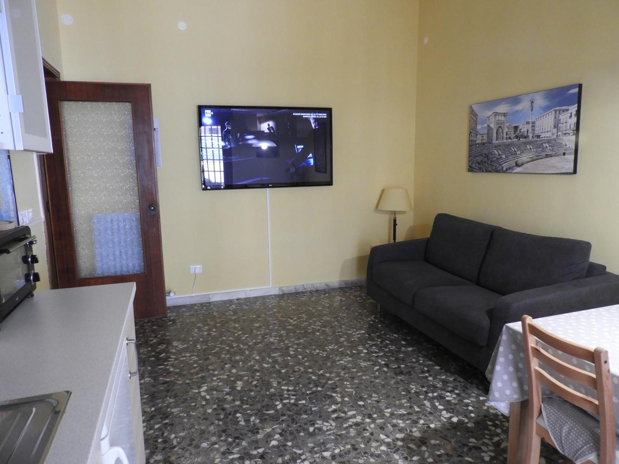 Oleandro E Glicine Apartment Lecce Bagian luar foto