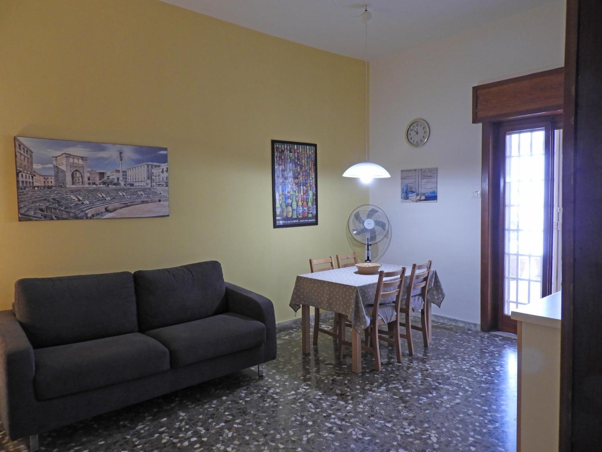 Oleandro E Glicine Apartment Lecce Bagian luar foto