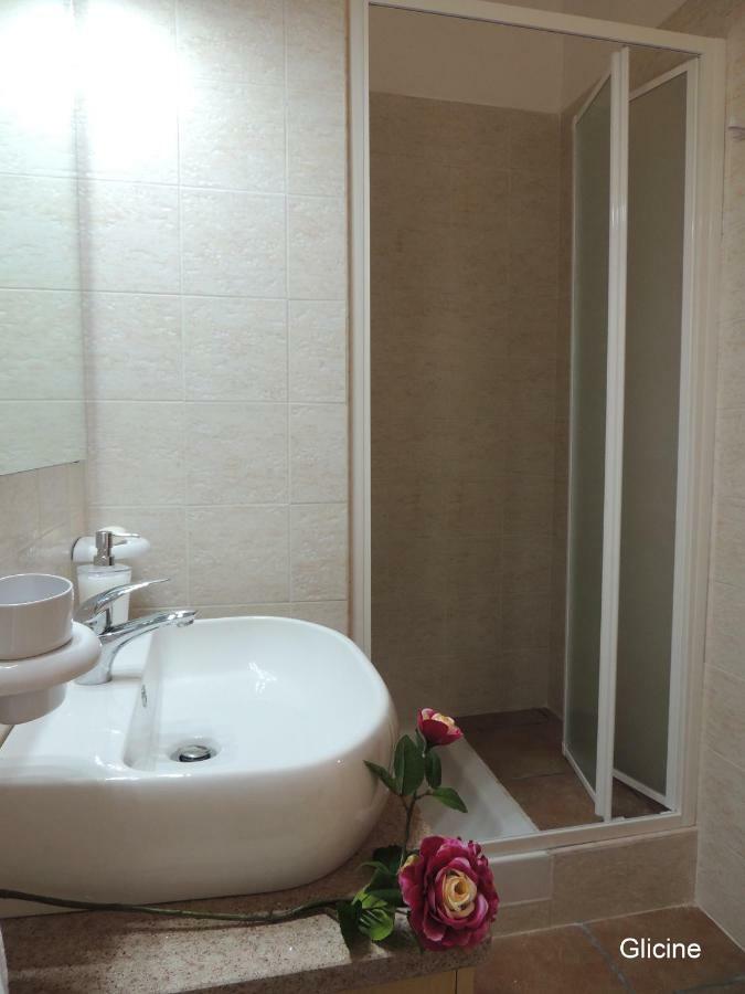 Oleandro E Glicine Apartment Lecce Bagian luar foto