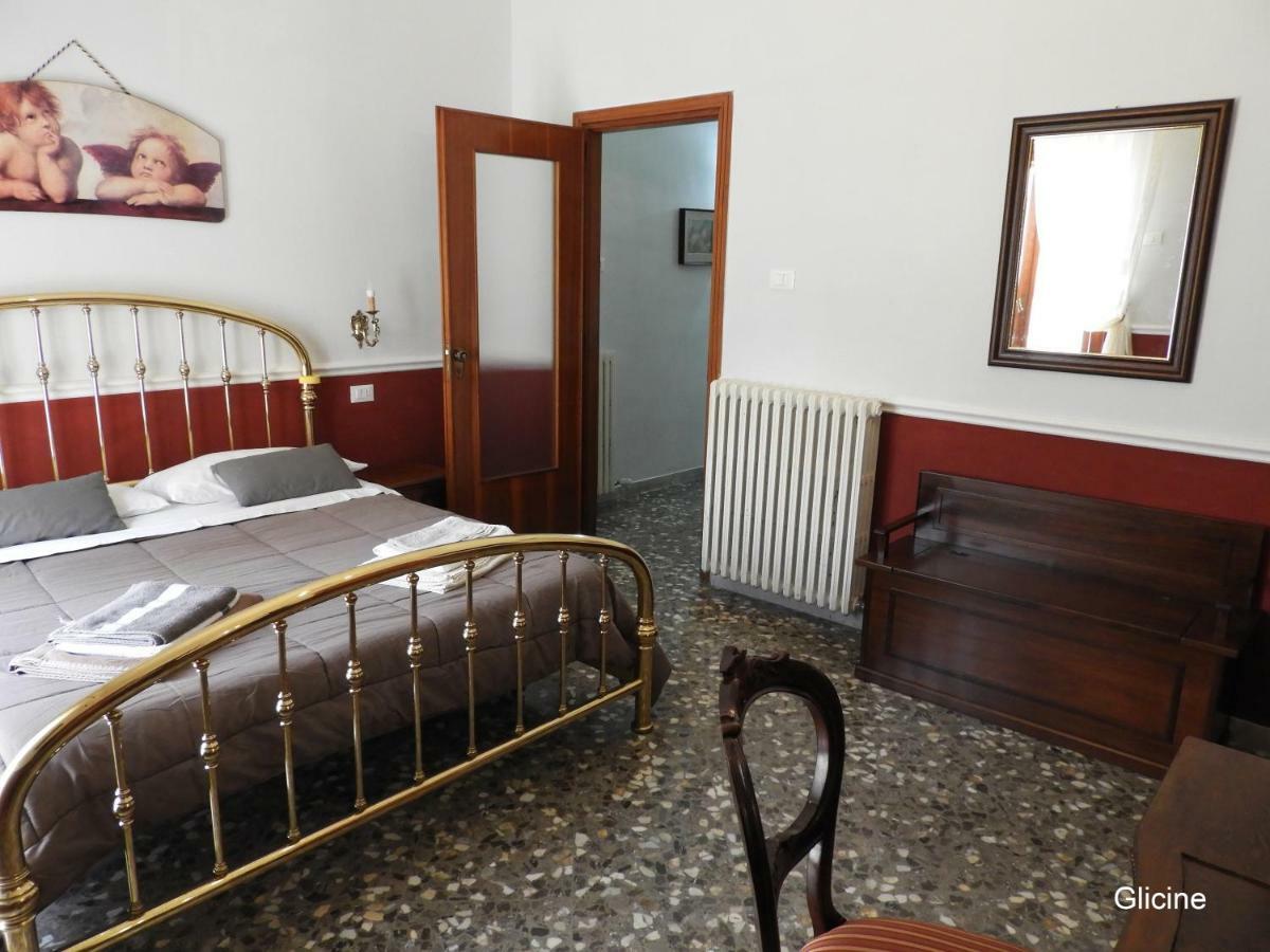 Oleandro E Glicine Apartment Lecce Bagian luar foto